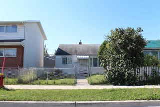 Photo 2: 1126 Alexander Avenue in Winnipeg: Weston Residential for sale (5D)  : MLS®# 202220338
