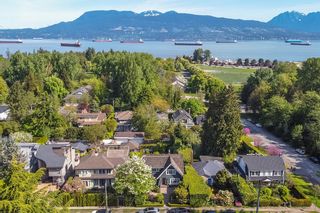 Photo 2: 4311 W 3RD Avenue in Vancouver: Point Grey House for sale in "LOCARNO/POINT GREY" (Vancouver West)  : MLS®# R2777527