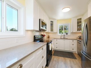 Photo 7: 522 Ker Ave in Saanich: SW Gorge House for sale (Saanich West)  : MLS®# 877020