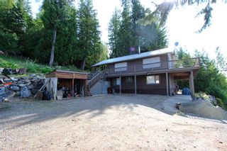 Photo 3: 7353 Kendean Road: Anglemont House for sale (North Shuswap)  : MLS®# 10244121