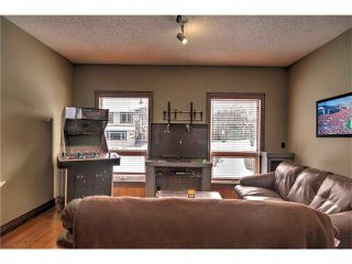 Photo 5: 5055 VANTAGE Crescent NW in Calgary: Varsity House for sale : MLS®# C4103507