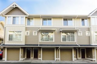 Photo 1: 94 19525 73 Avenue in Surrey: Clayton Townhouse for sale in "UPTOWN 2" (Cloverdale)  : MLS®# R2747341