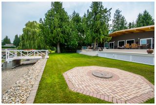 Photo 80: 689 Viel Road in Sorrento: Lakefront House for sale : MLS®# 10102875