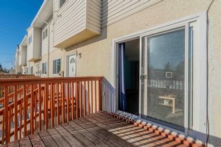 Photo 2: 18 4515 7 Avenue SE in Calgary: Forest Heights Row/Townhouse for sale : MLS®# A2022689