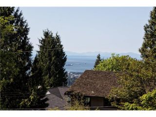 Photo 12: 4084 ST. MARYS Avenue in North Vancouver: Upper Lonsdale House for sale in "VIPER LONSDALE" : MLS®# V1122207