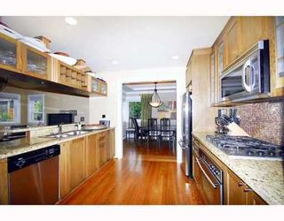 Photo 7: 2310 MAHON Ave in North Vancouver: Home for sale : MLS®# V790102
