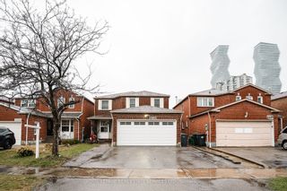 Photo 1: 3582 Nablus Gate in Mississauga: Fairview House (2-Storey) for sale : MLS®# W8428826