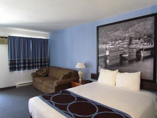 Photo 14: Exclusive Hotel/Motel with property in BC: Business with Property for sale