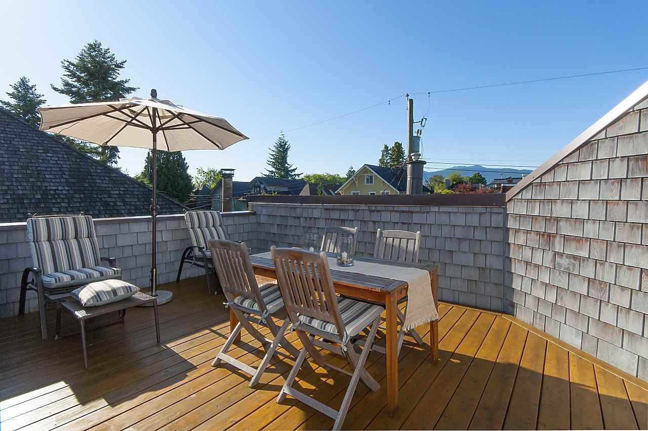 Main Photo: 1939 CREELMAN Avenue in Vancouver: Kitsilano 1/2 Duplex for sale in "KITS POINT" (Vancouver West)  : MLS®# R2279118