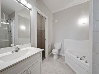 Photo 23: 302 Garrison Square SW in Calgary: Garrison Woods Row/Townhouse for sale : MLS®# C4225939