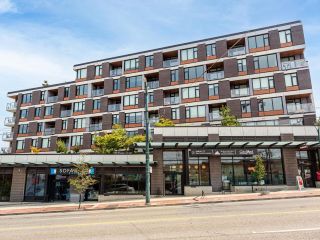 Main Photo: 216 E 5TH Avenue in Vancouver: Mount Pleasant VE Townhouse for sale in "ELENORE" (Vancouver East)  : MLS®# R2798541