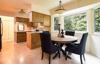 Photo 3: 1181 EDGEWOOD Place in North Vancouver: Canyon Heights NV House for sale : MLS®# R2232306