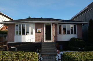 Photo 1: 7520 Sixth Street in Burnaby: Home for sale (Burnaby East)  : MLS®# V4008538