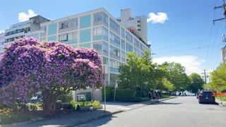 Main Photo: 407 1975 PENDRELL Street in Vancouver: West End VW Condo for sale in "PARKWOOD MANOR" (Vancouver West)  : MLS®# R2888517