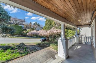 Photo 3: 4389 LOCARNO Crescent in Vancouver: Point Grey House for sale (Vancouver West)  : MLS®# R2861490