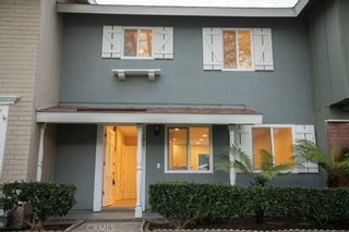 Photo 1: 19867 Cambridge Lane in Huntington Beach: Residential for sale (14 - South Huntington Beach)  : MLS®# OC19040436