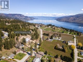 Photo 1: 4976 Princeton Avenue in Peachland: House for sale : MLS®# 10288387