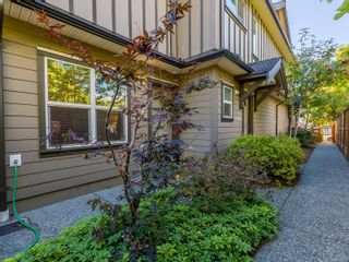 Photo 4: 104 584 Rosehill St in Nanaimo: Na Central Nanaimo Row/Townhouse for sale : MLS®# 886756