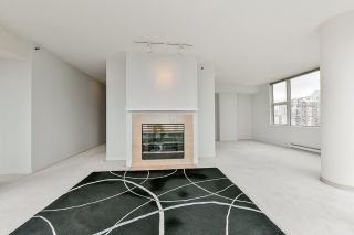 Photo 8: 2002 1500 HORNBY Street in Vancouver: Yaletown Condo for sale in "888 BEACH" (Vancouver West)  : MLS®# R2461920