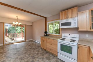 Photo 5: 4613 Gail Cres in Courtenay: CV Courtenay North House for sale (Comox Valley)  : MLS®# 858225