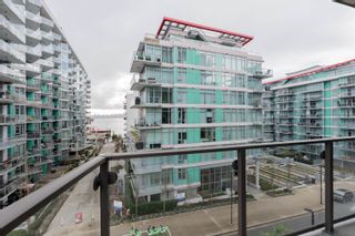 Photo 19: 504 172 VICTORY SHIP Way in North Vancouver: Lower Lonsdale Condo for sale in "ATRIUM at the PIER" : MLS®# R2754147