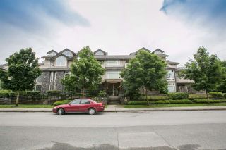 Photo 1: 103 3150 VINCENT Street in Port Coquitlam: Glenwood PQ Condo for sale in "THE BREYERTON" : MLS®# R2195003