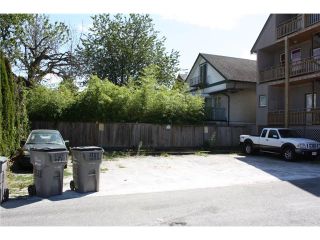 Photo 16: 1727 GRANT Street in Vancouver: Grandview VE House for sale (Vancouver East)  : MLS®# V1137964