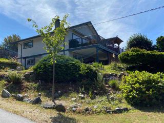 Photo 2: 4750 WHITAKER Road in Sechelt: Sechelt District House for sale in "DAVIS BAY" (Sunshine Coast)  : MLS®# R2476766