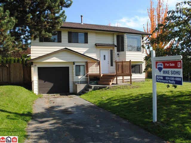 Main Photo: 5708 180TH STREET in : Cloverdale BC House for sale : MLS®# F1025948