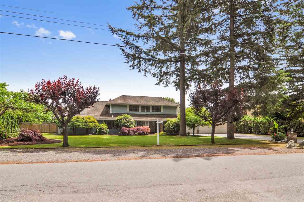 Main Photo: 3152 204 STREET in : Brookswood Langley House for sale : MLS®# R2524843