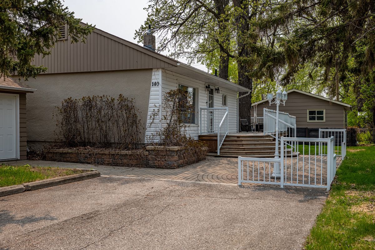 Main Photo: 140 Queen Avenue in Portage la Prairie: House for sale : MLS®# 202314171