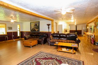 Photo 12: 3348 E Barriere Lake Road: Barriere House for sale (North East)  : MLS®# 156738