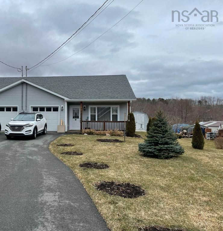 Main Photo: 36 Fairbanks Avenue in Greenwich: Kings County Residential for sale (Annapolis Valley)  : MLS®# 202205981