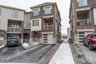 Photo 2: 30 Ambereen Place in Clarington: Bowmanville House (3-Storey) for sale : MLS®# E5985869