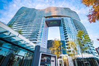 Main Photo: 2220 89 NELSON Street in Vancouver: Yaletown Condo for sale in "THE ARC" (Vancouver West)  : MLS®# R2881786