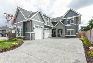 Photo 1: 4504A SOUTHRIDGE Crescent in Langley: Murrayville House for sale in "Murrayville" : MLS®# R2699556