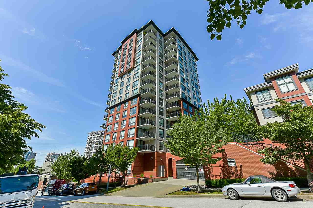 Main Photo: 308 833 AGNES Street in New Westminster: Downtown NW Condo for sale in "NEWS" : MLS®# R2419231