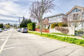Photo 7: 1332 Lyall St in Esquimalt: Es Saxe Point House for sale : MLS®# 958214