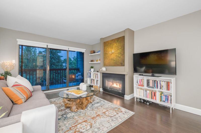 FEATURED LISTING: 306 - 265 15TH Avenue East Vancouver