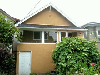 Photo 2: 450 E 22ND AV in Vancouver: Fraser VE House for sale in "CEDAR COTTAGE" (Vancouver East)  : MLS®# V601114