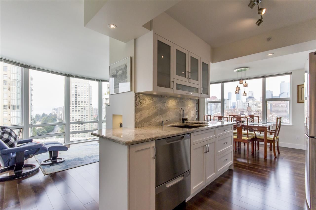 Photo 8: Photos: 2003 1500 HORNBY Street in Vancouver: Yaletown Condo for sale in "888 BEACH" (Vancouver West)  : MLS®# R2202110