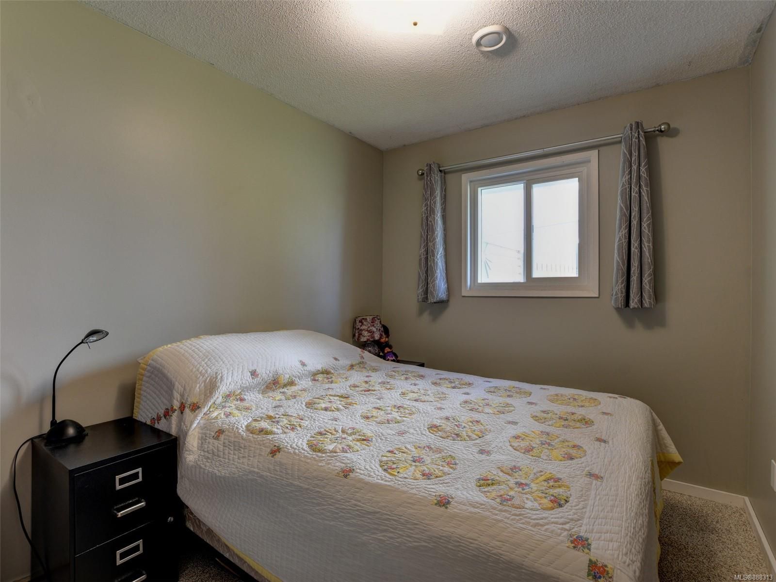 Photo 13: Photos: 6877 Opal Pl in Sooke: Sk Broomhill House for sale : MLS®# 888313