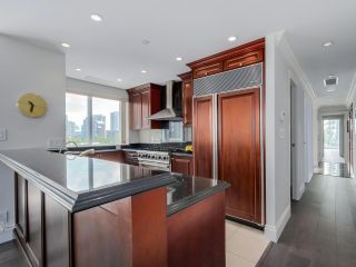 Photo 10: 803 428 BEACH Crescent in Vancouver: Yaletown Condo for sale (Vancouver West)  : MLS®# R2072146