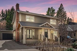 Main Photo: 1305 Montreal Avenue SW in Calgary: Upper Mount Royal Detached for sale : MLS®# A2128363