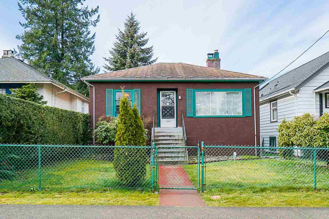 Main Photo: 612 SECOND Street in New Westminster: GlenBrooke North House for sale in "Glenbrooke North" : MLS®# R2545069