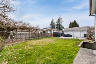 Photo 17: 8012 13TH Avenue in Burnaby: East Burnaby House for sale (Burnaby East)  : MLS®# R2673420