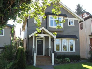 Photo 1: 428 E 34TH Avenue in Vancouver: Fraser VE House for sale in "Main Street" (Vancouver East)  : MLS®# V1026641