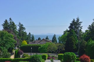 Photo 17: 13341 MARINE Drive in Surrey: Crescent Bch Ocean Pk. House for sale (South Surrey White Rock)  : MLS®# R2073258