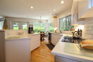 Photo 12: 10986 Heather Rd in North Saanich: NS Deep Cove House for sale : MLS®# 957702