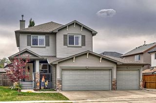 Photo 1: 300 West Lakeview Drive, Chestermere